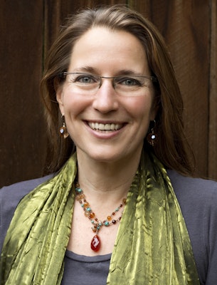 Holly Pruett Celebrant